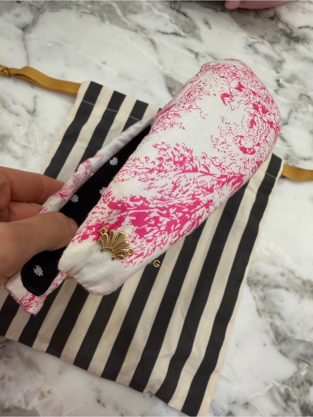 Lele Sadoughi Pink Toile Headband with Knot - Picture 2 of 5